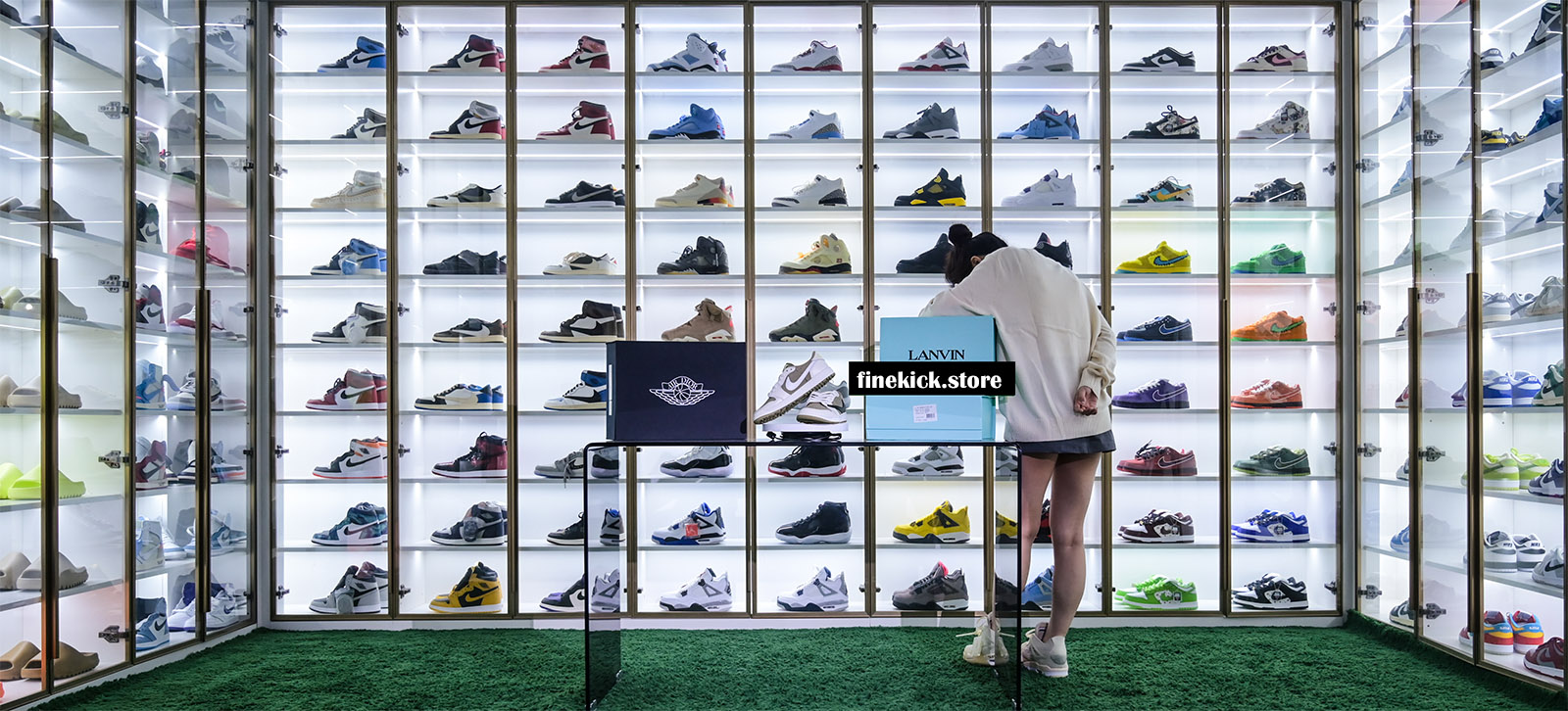 fine kicks store